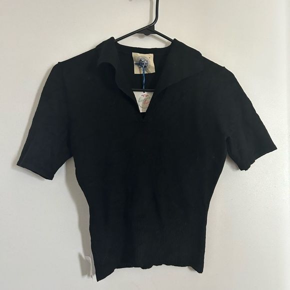 Pretty Retro Knit Tee - Picture 1 of 3